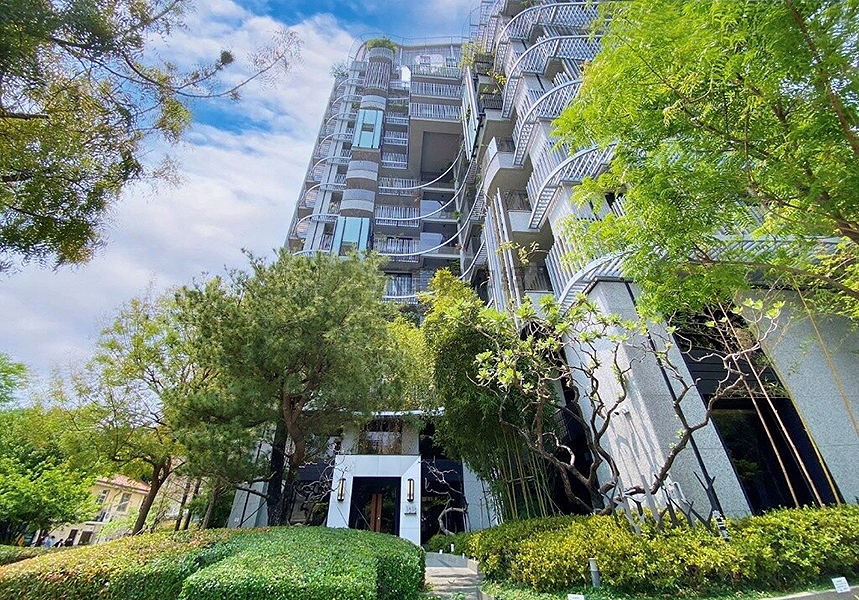 慶仁建設/慶仁之間